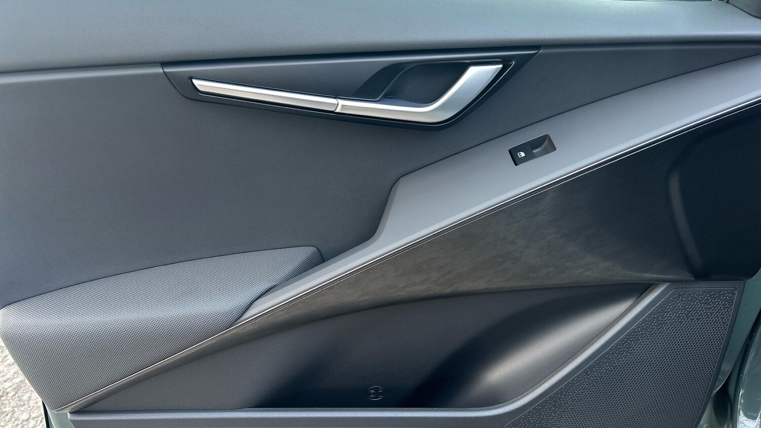 Used Kia Niro 2025 for sale - 76759743: Photo 15