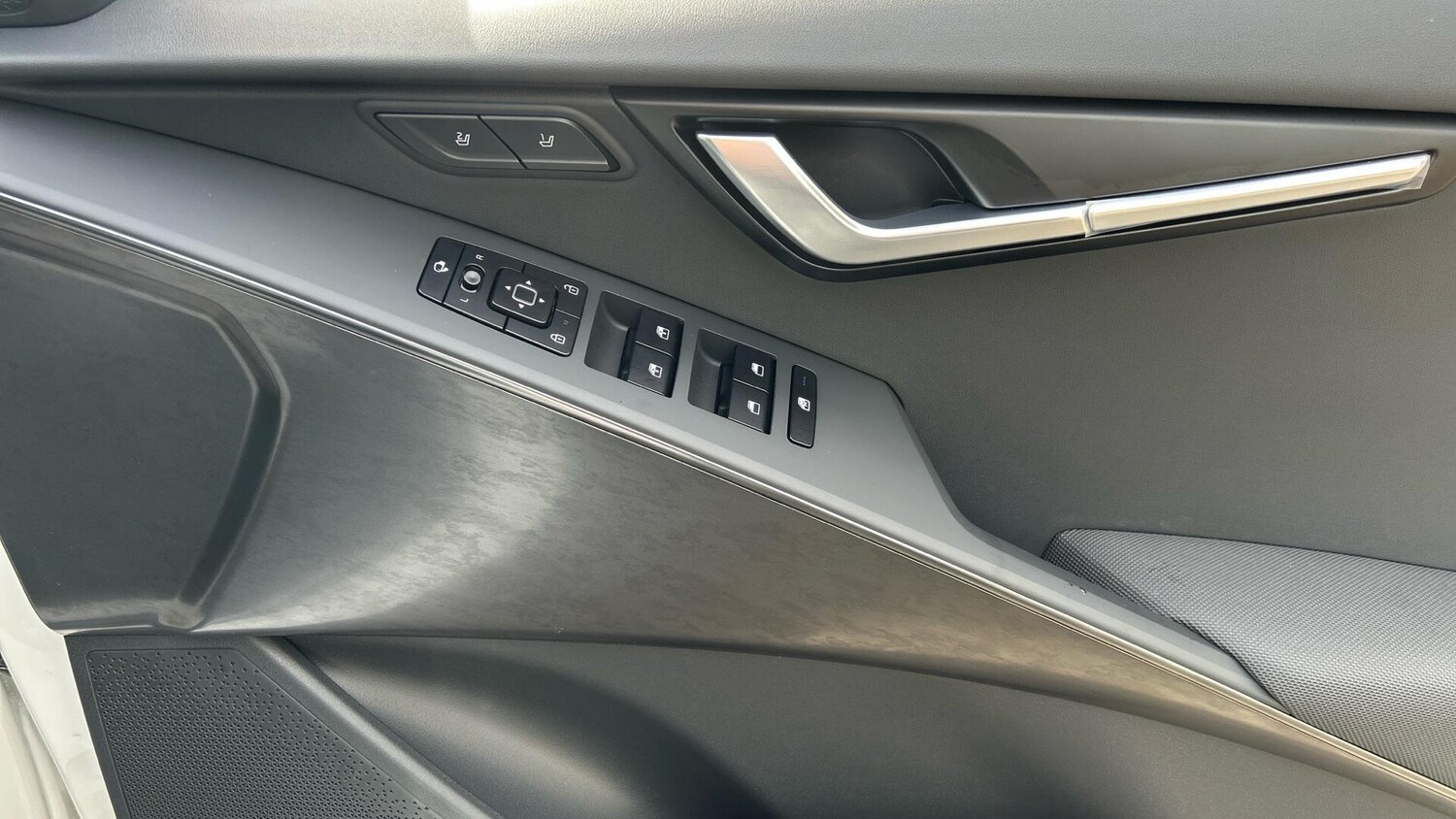 Used Kia Niro for sale - 77671444: Photo 24