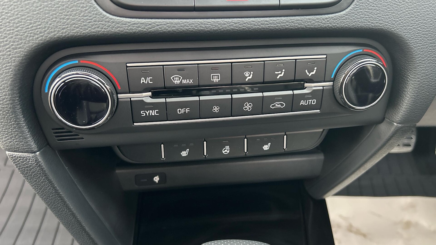 Used Kia XCeed 2025 for sale - 77351460: Photo 17