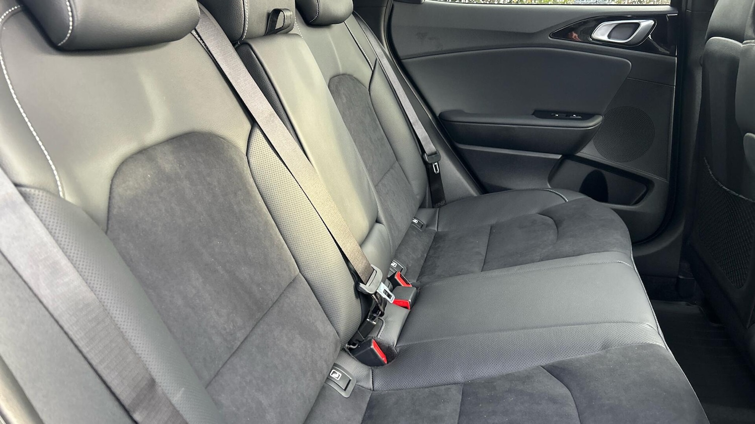 Used Kia XCeed 2025 for sale - 77351460: Photo 25