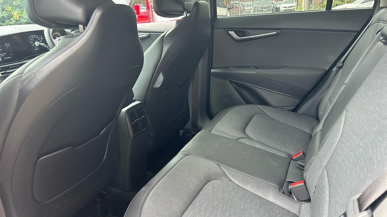 Used Kia Niro 2025 for sale - 76337385: Photo 13