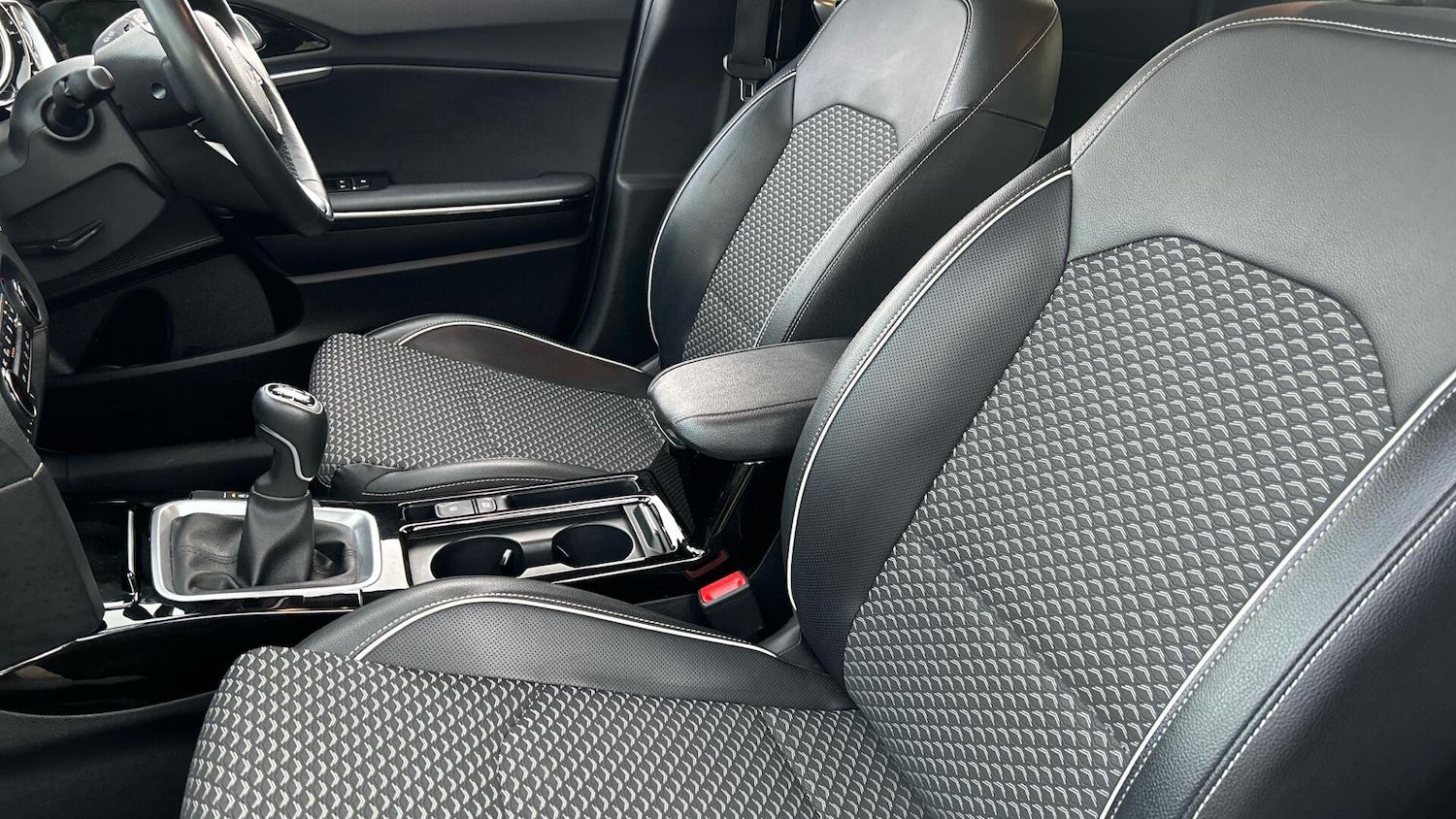 Used Kia XCeed 2023 for sale - 77671469: Photo 16