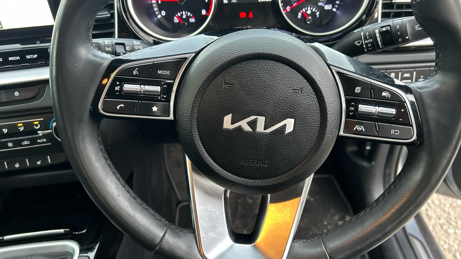 Used Kia XCeed 2023 for sale - 77671469: Photo 28