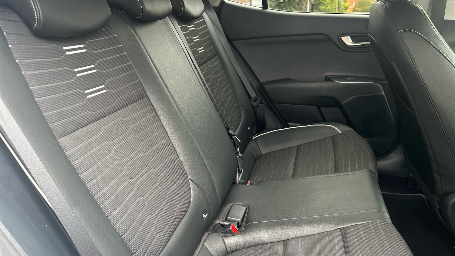 Used Kia Stonic 2024 for sale - 77020967: Photo 24