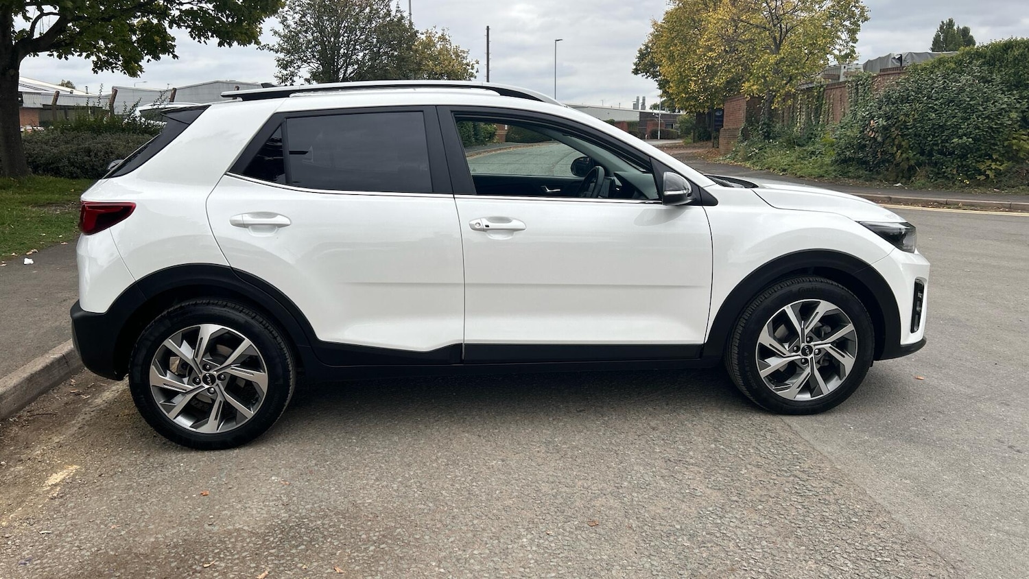 Used Kia Stonic 2024 for sale - 77020967: Photo 31