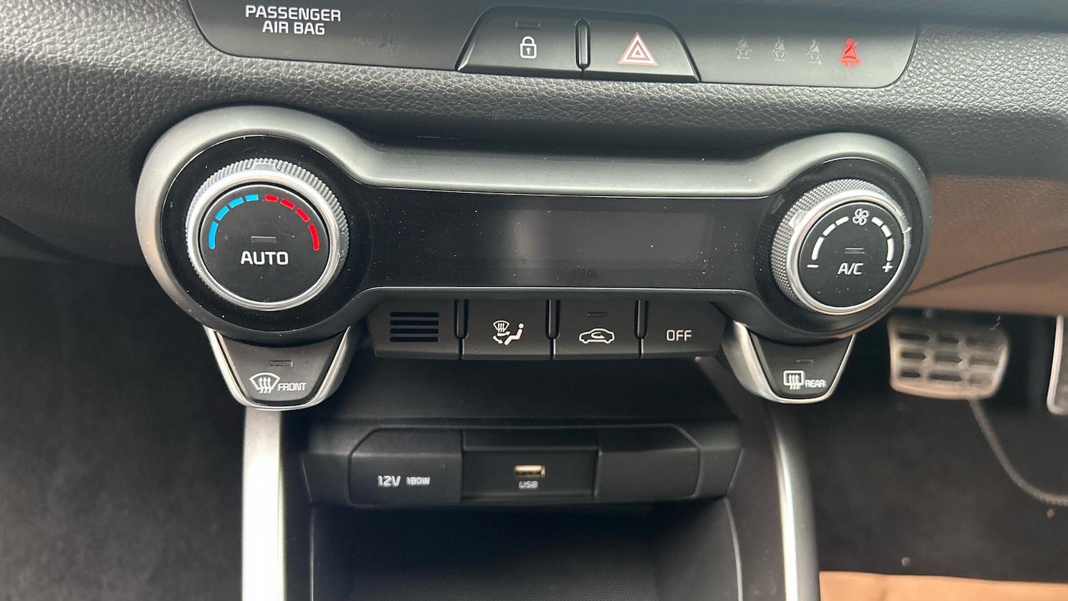 Used Kia Stonic 2024 for sale - 76592185: Photo 18