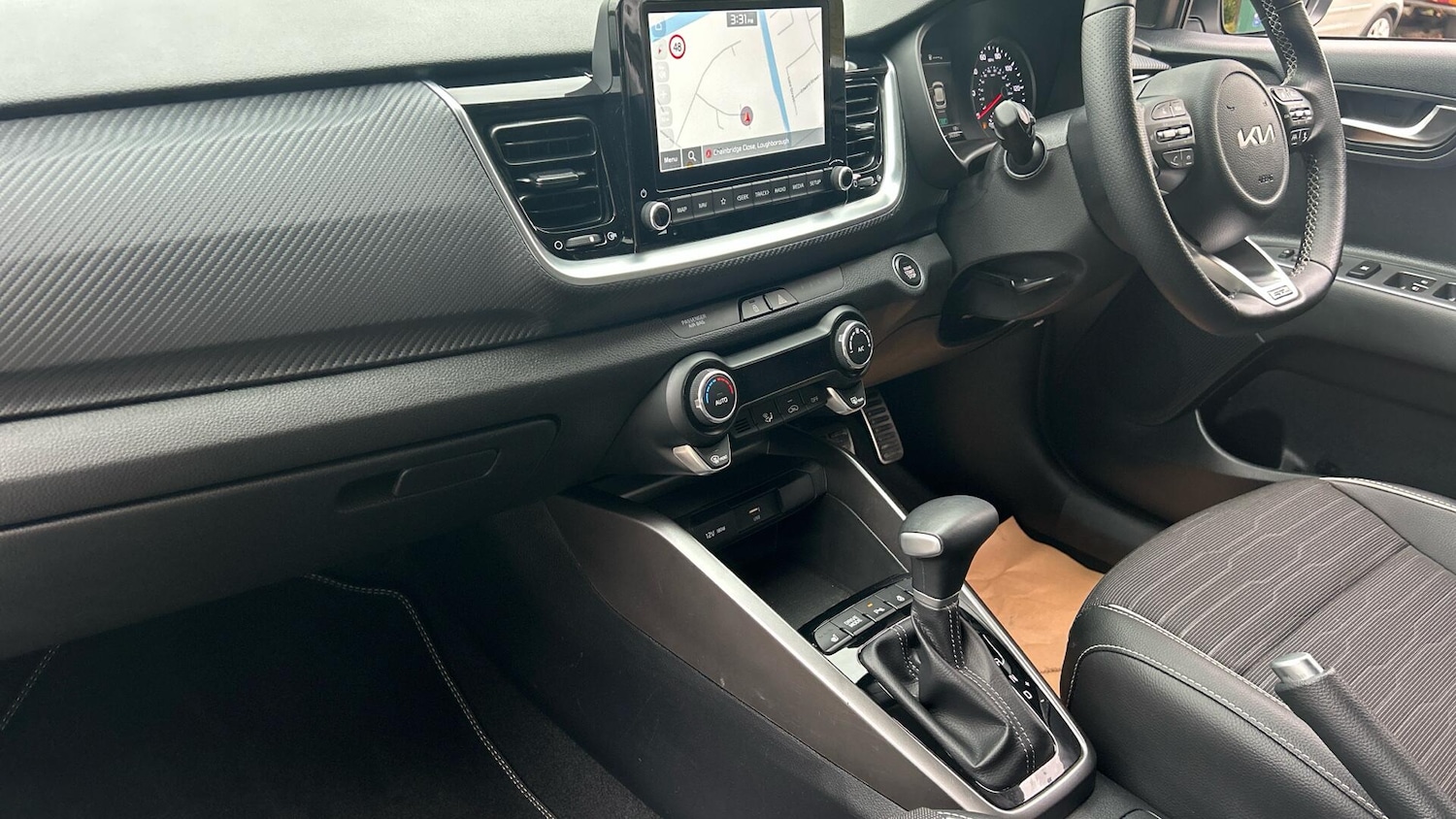 Used Kia Stonic 2024 for sale - 76592185: Photo 4