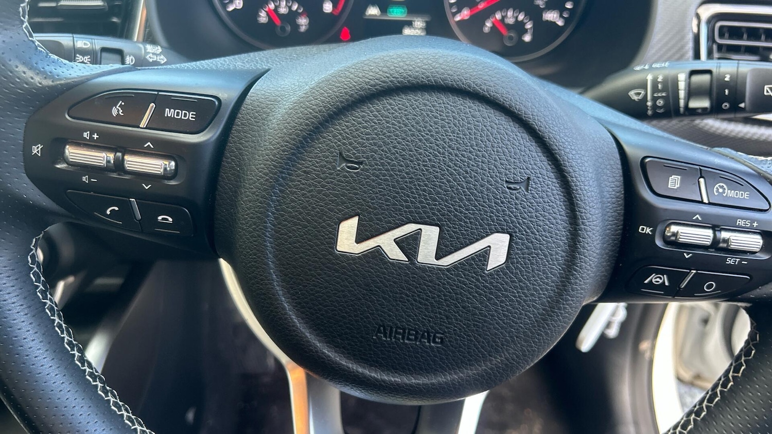 Used Kia Stonic 2024 for sale - 76398413: Photo 26