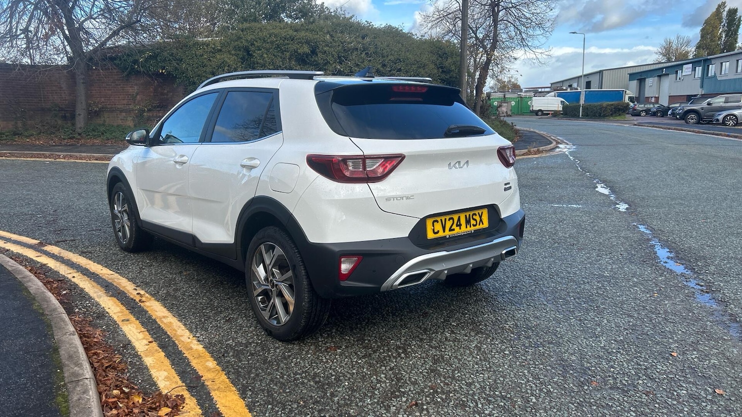 Used Kia Stonic 2024 for sale - 76398413: Photo 34