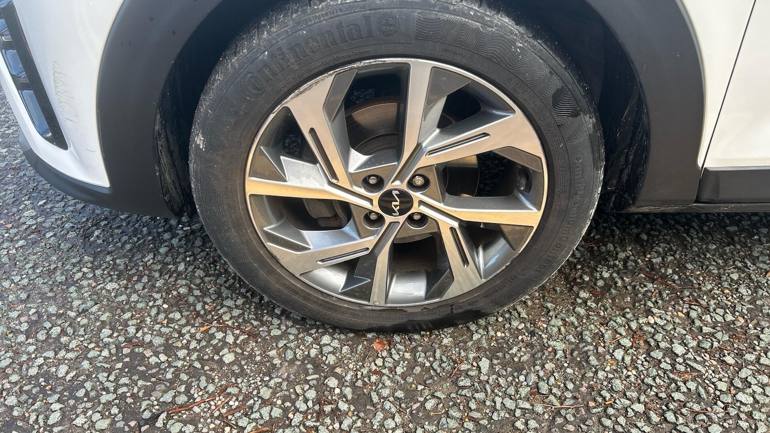 Used Kia Stonic 2024 for sale - 76398413: Photo 39