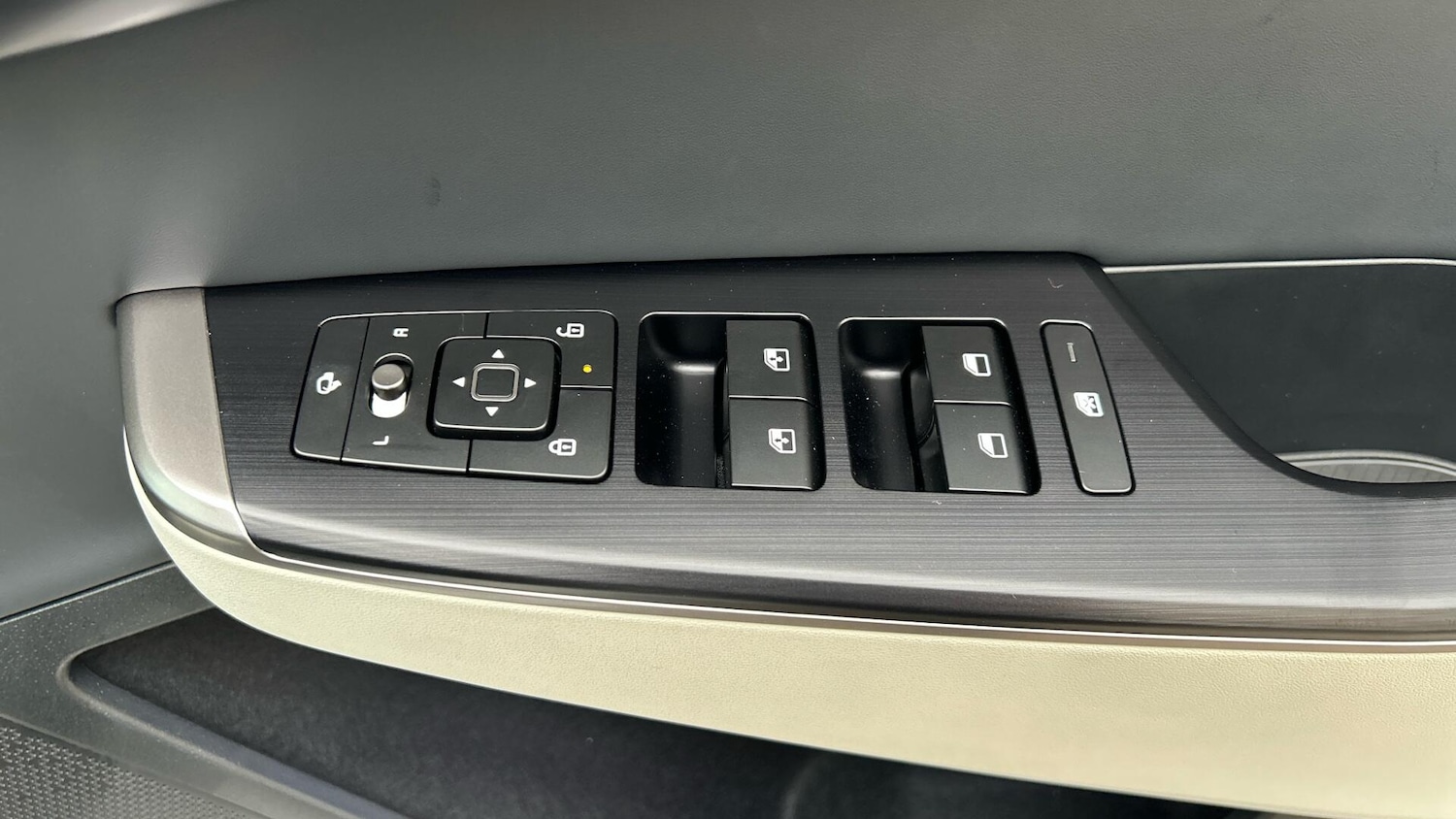 Used Kia EV6 2025 for sale - 76337351: Photo 26