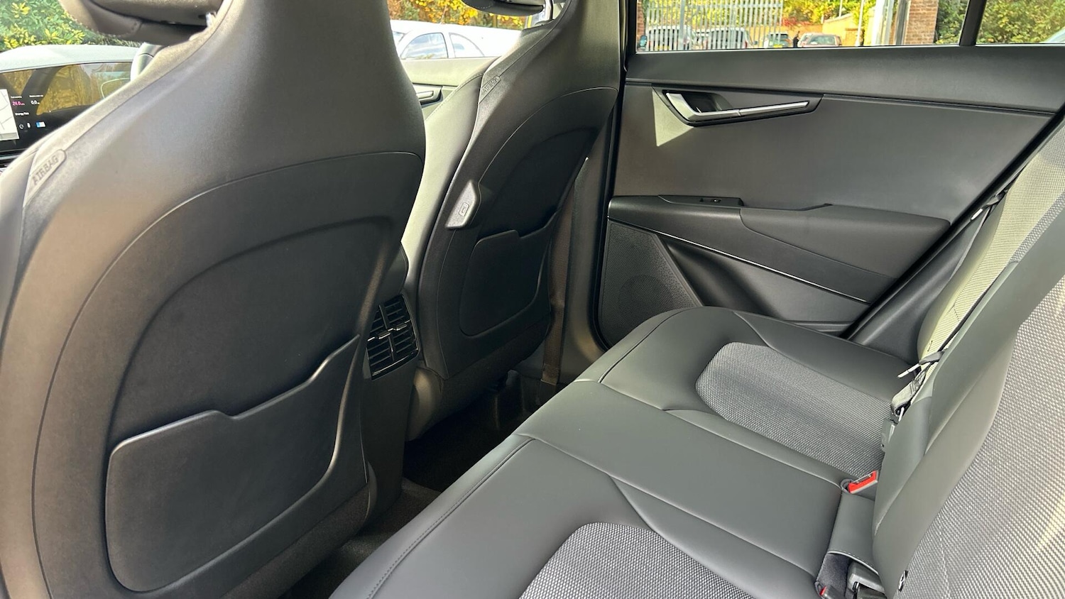 Used Kia Niro 2025 for sale - 76633557: Photo 13