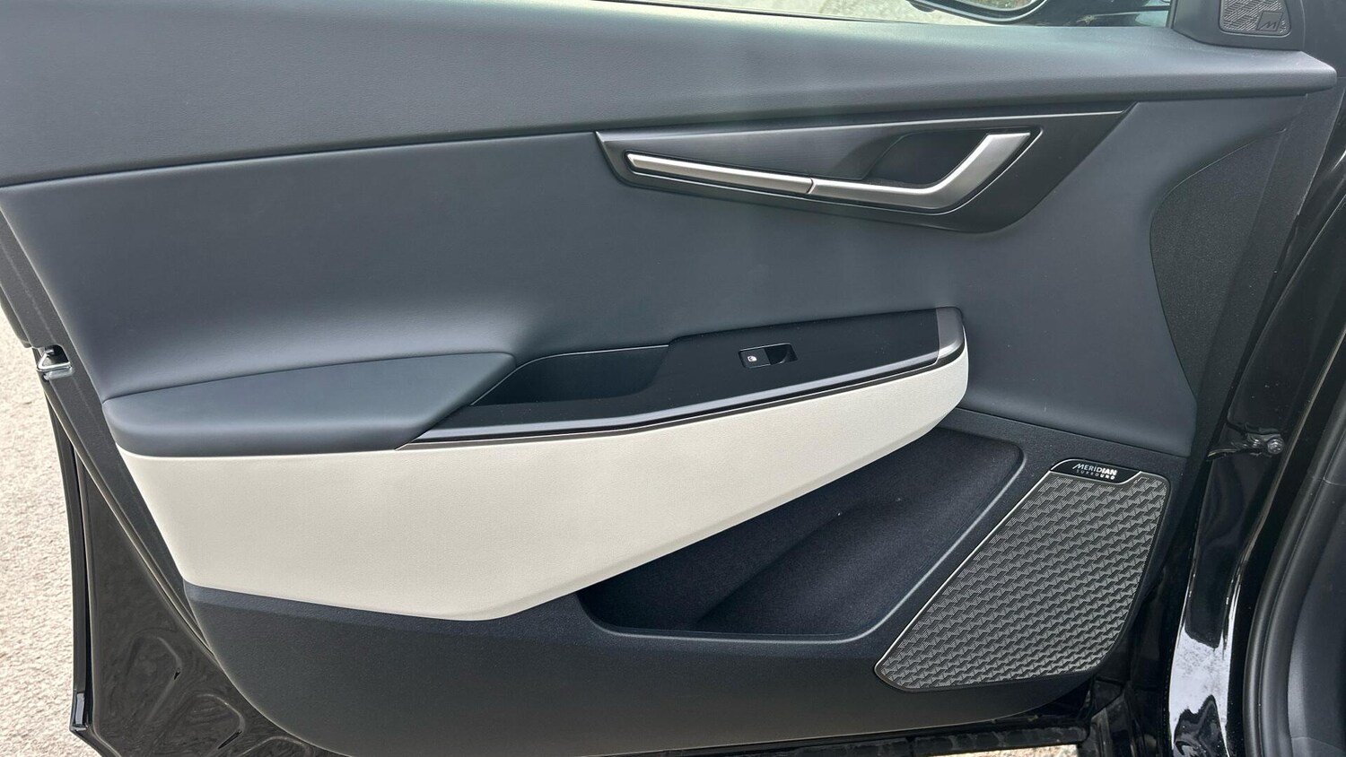 Used Kia EV6 for sale - 77671351: Photo 15