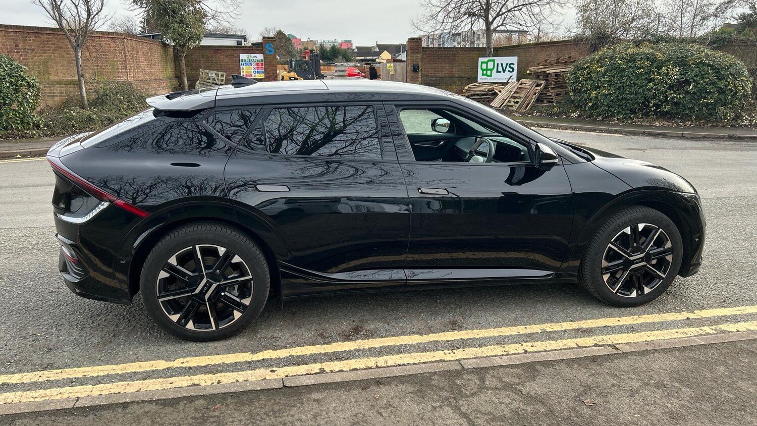 Used Kia EV6 for sale - 77671351: Photo 36