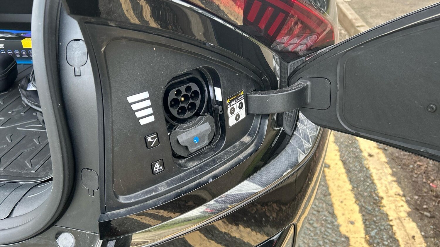 Used Kia EV6 for sale - 77671351: Photo 9