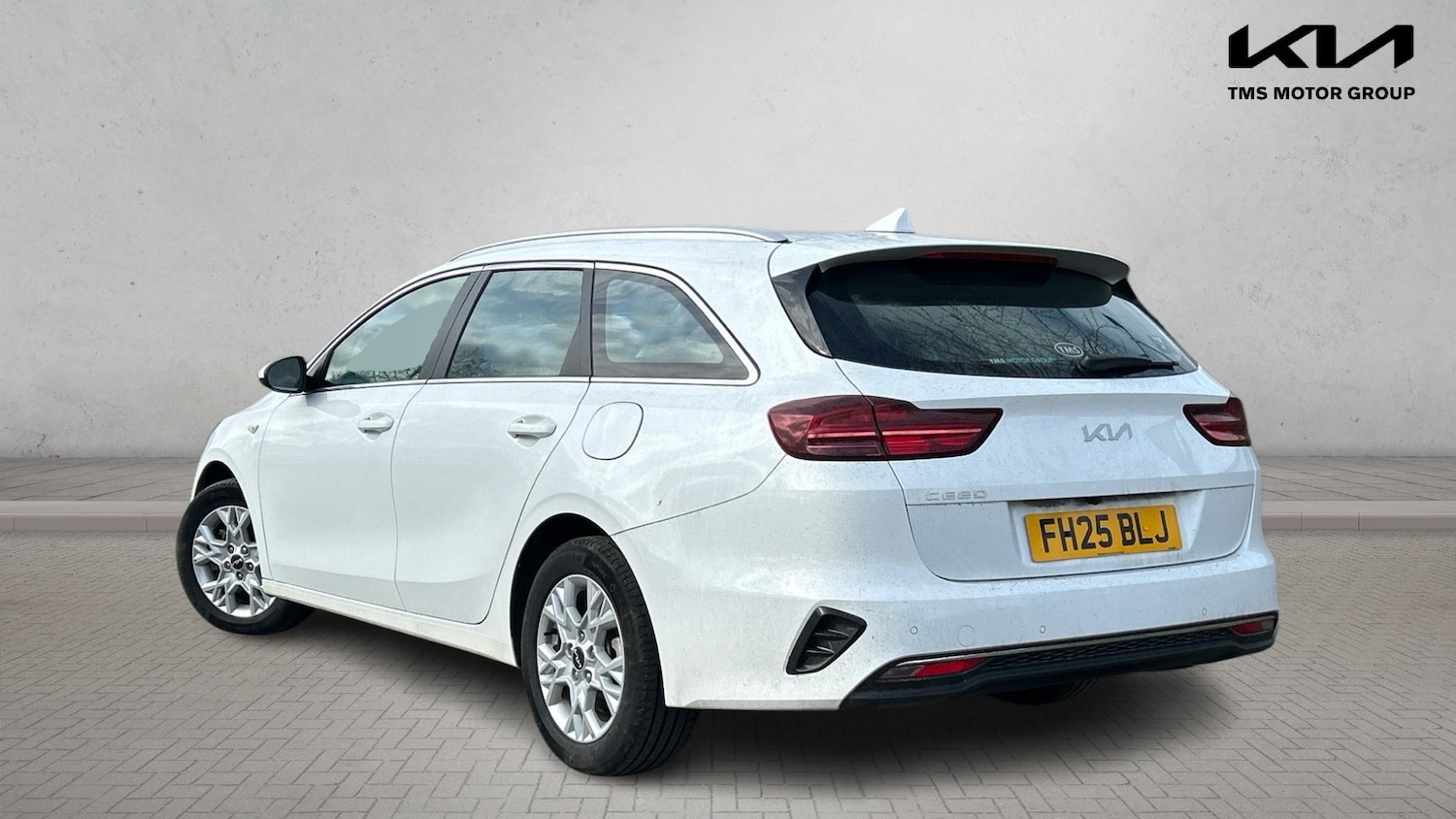 Used Kia Ceed 2025 for sale - 77705594: Photo 2