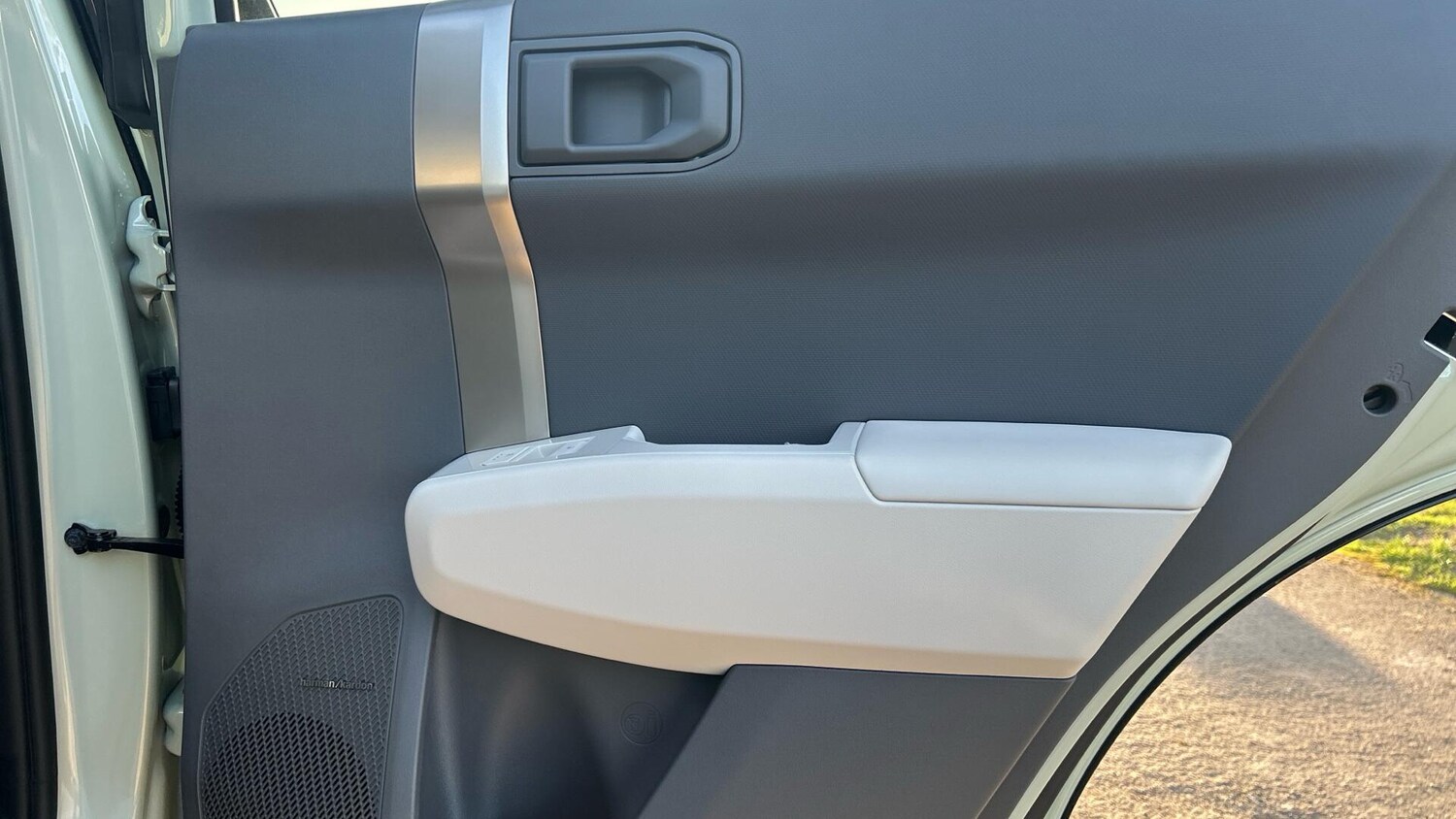 Used Kia EV3 for sale - 78184419: Photo 24