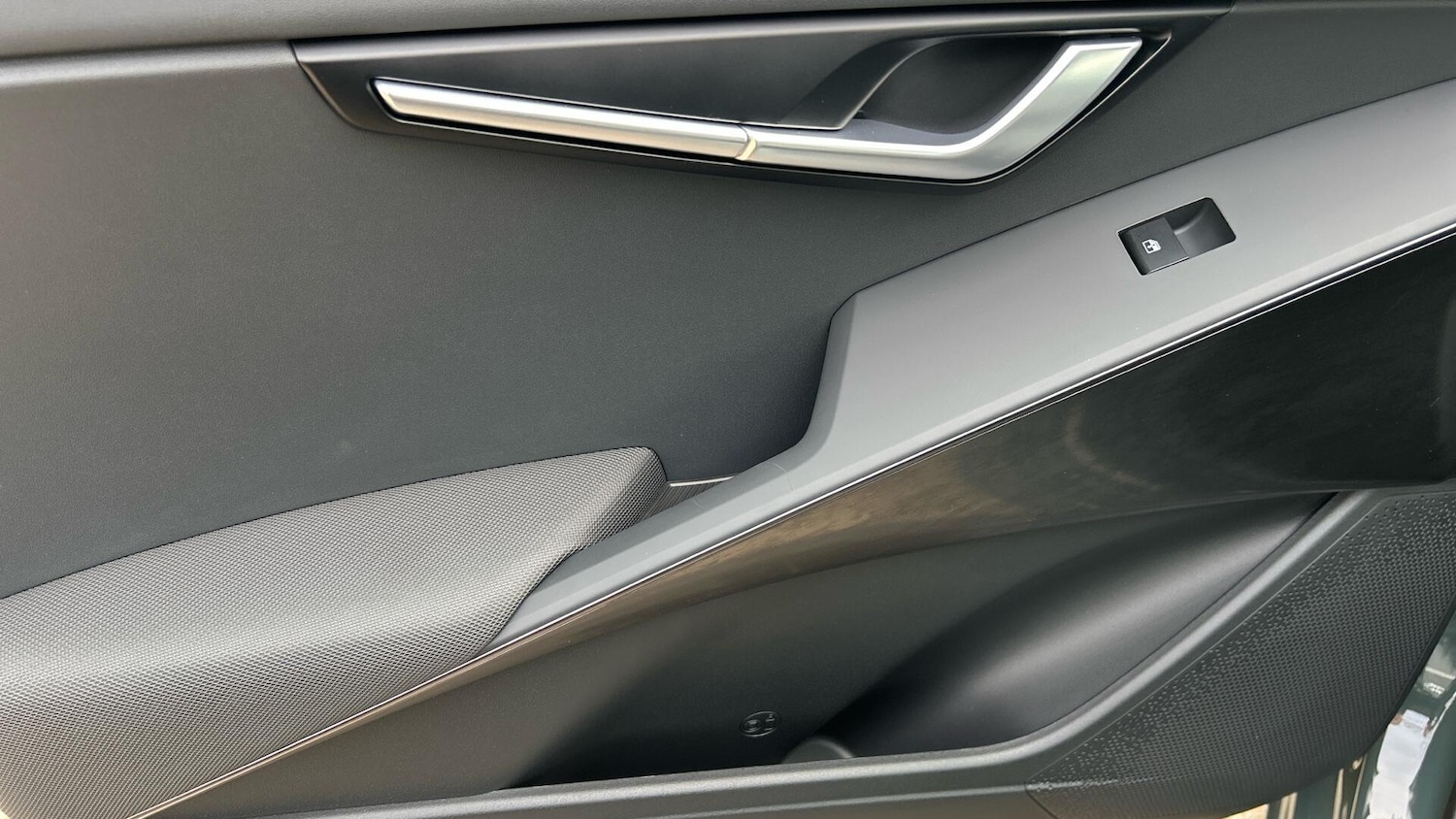 Used Kia Niro 2025 for sale - 76337456: Photo 11