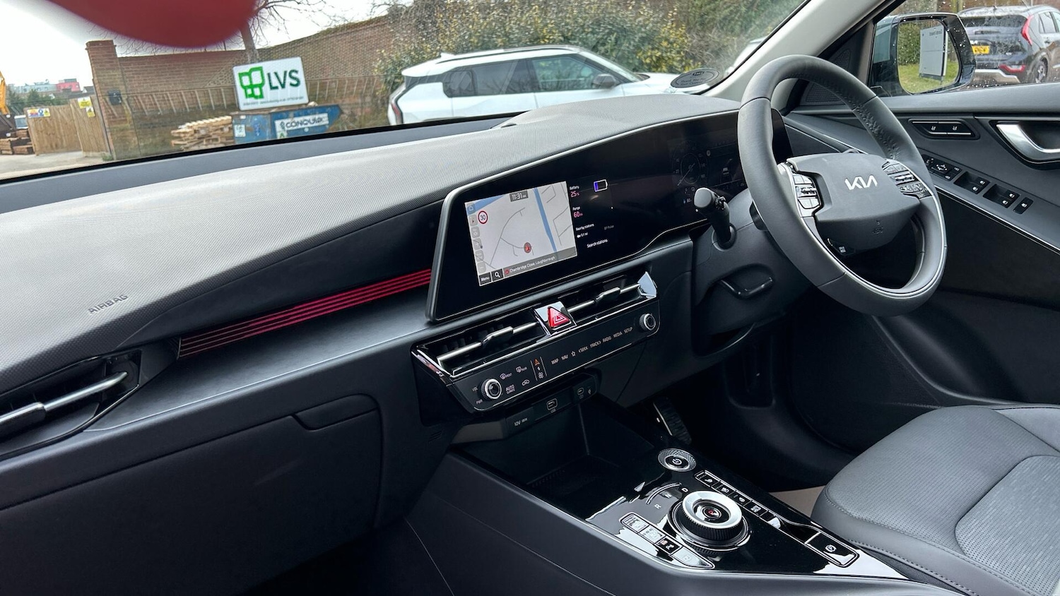 Used Kia Niro 2025 for sale - 76337456: Photo 4