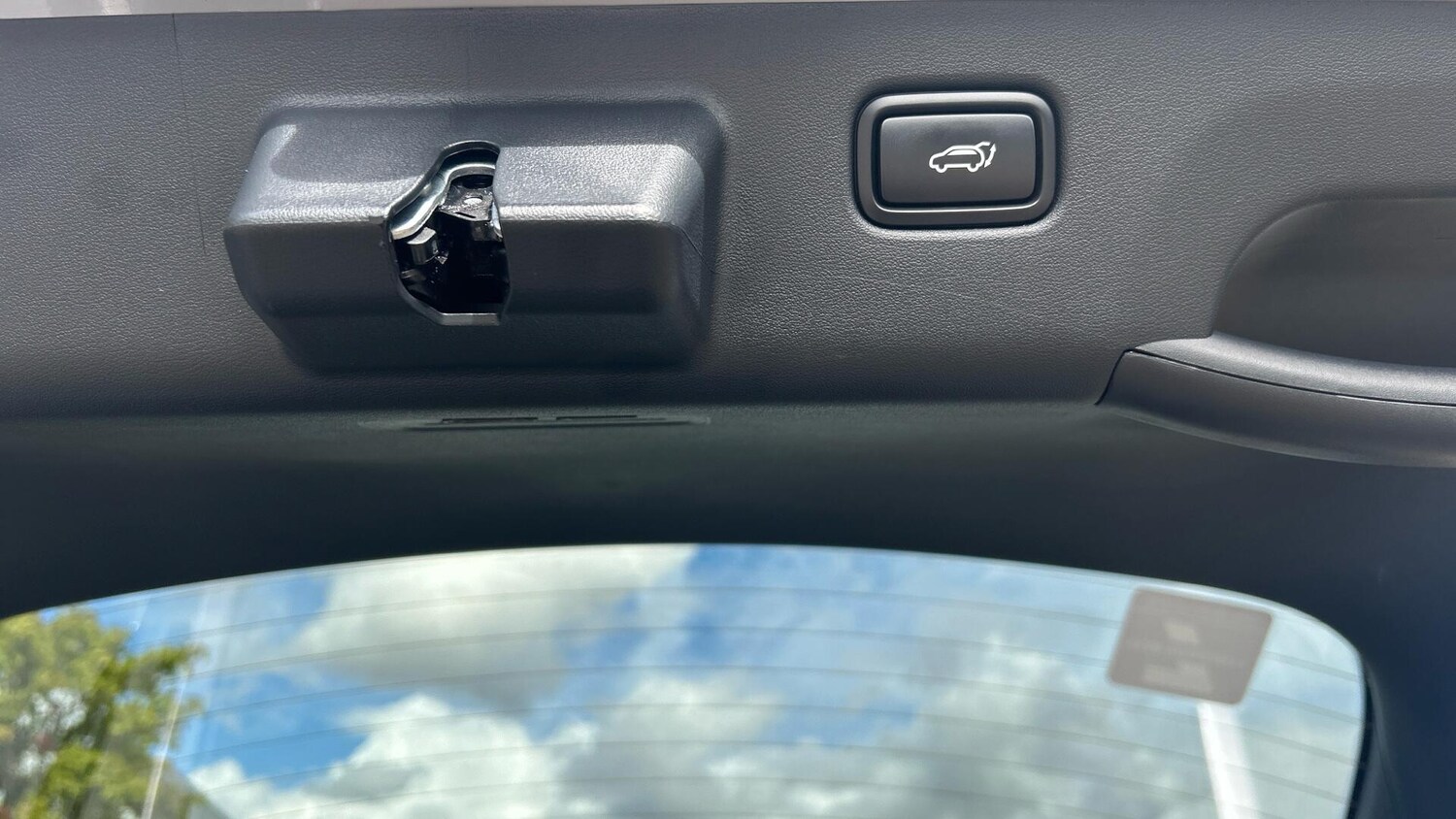 Used Kia EV6 for sale - 77670559: Photo 42