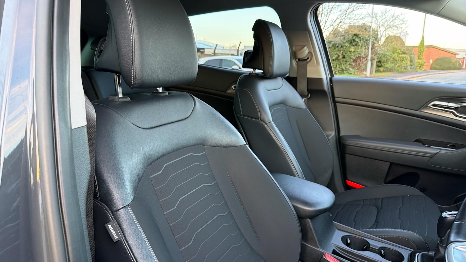 Used Kia Sportage 2022 for sale - 76965381: Photo 45