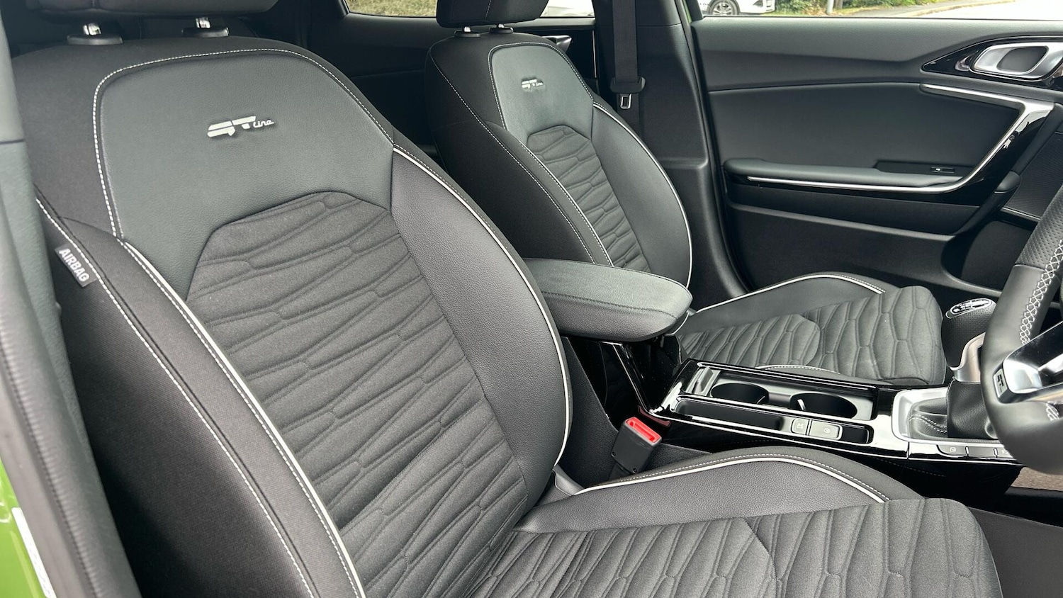 Used Kia XCeed 2025 for sale - 76337294: Photo 25