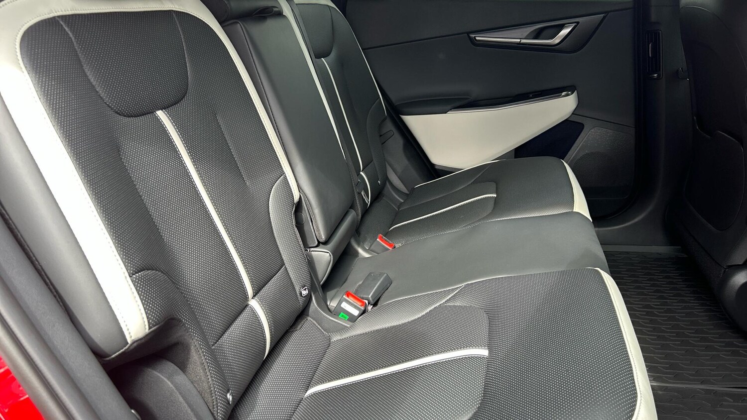 Used Kia EV6 for sale - 77671058: Photo 25