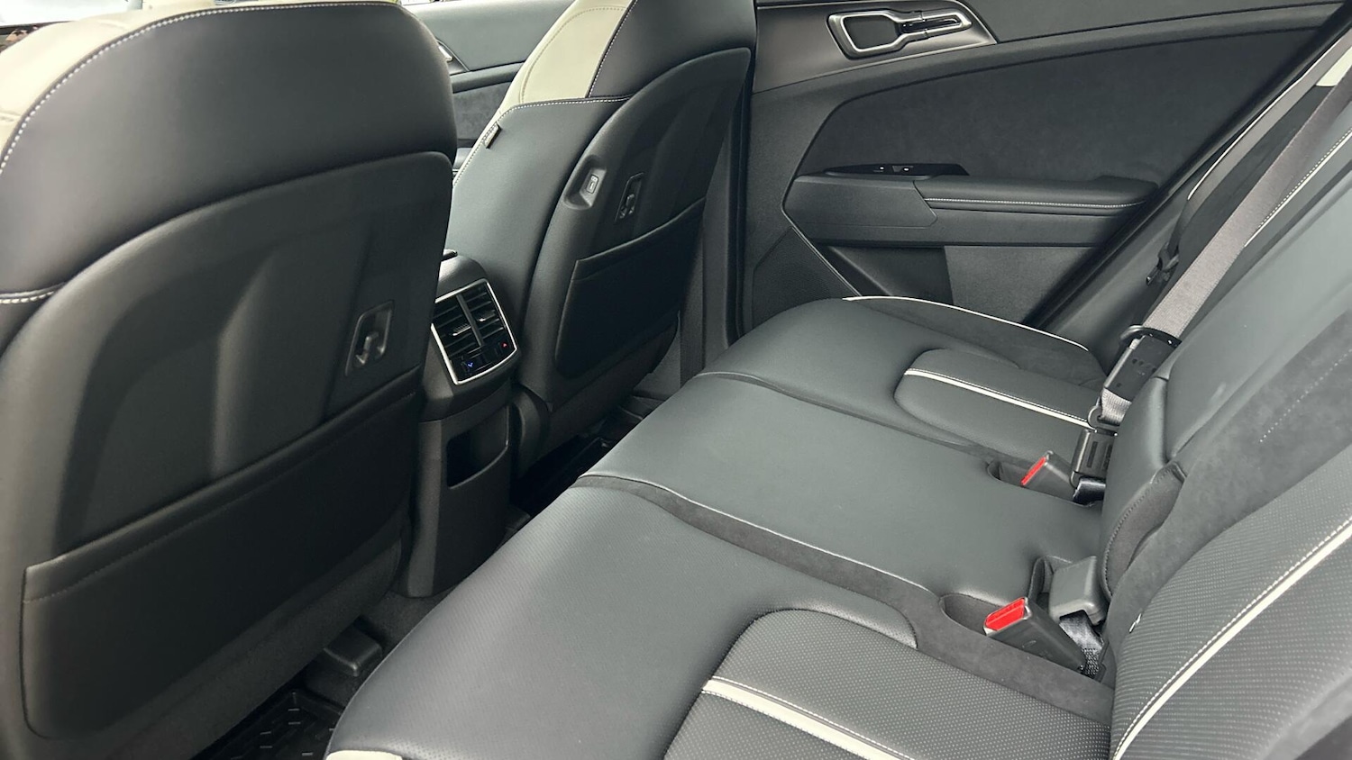 Used Kia Sportage 2025 for sale - 77016199: Photo 12