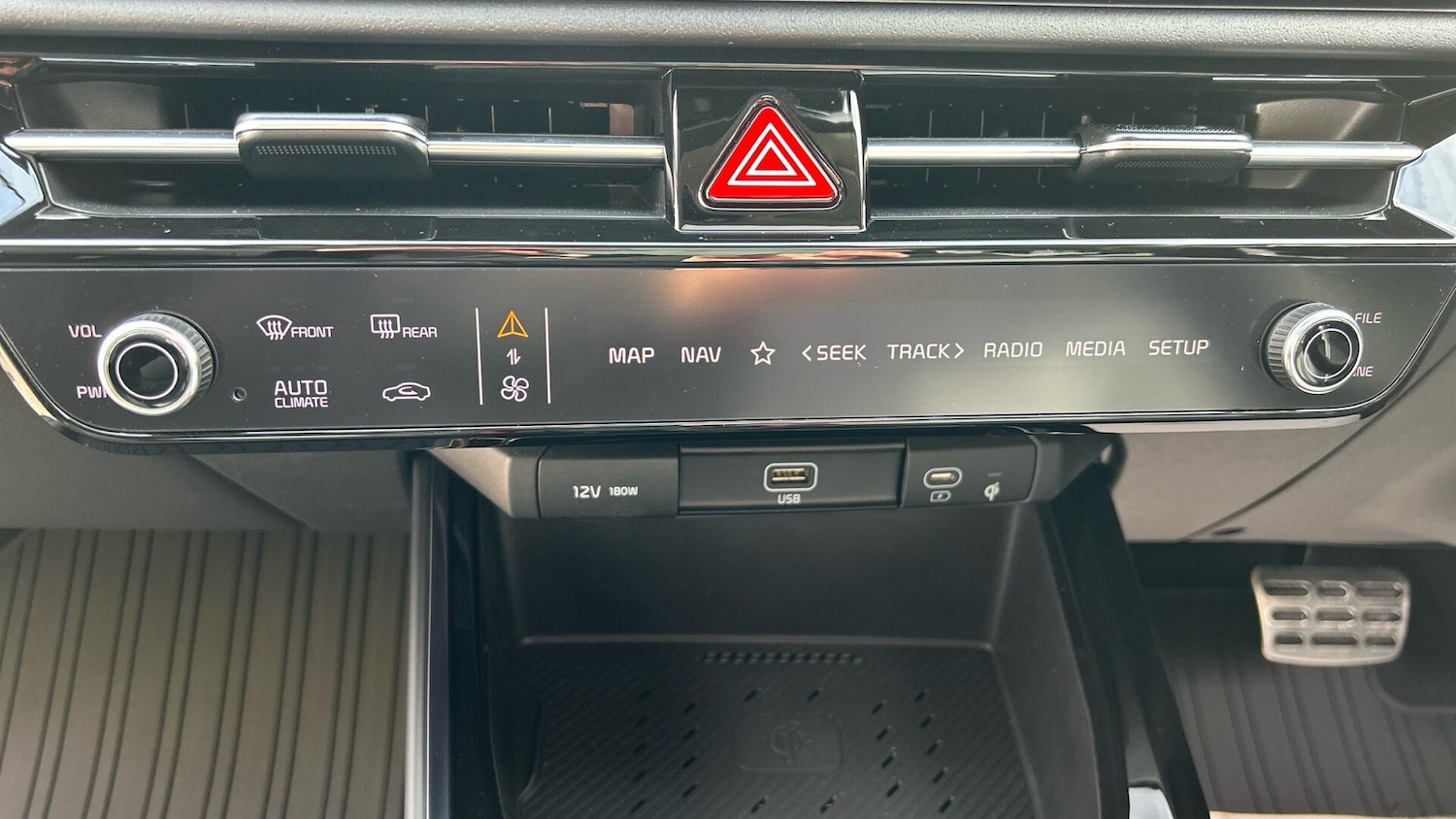 Used Kia Niro 2025 for sale - 76801974: Photo 17