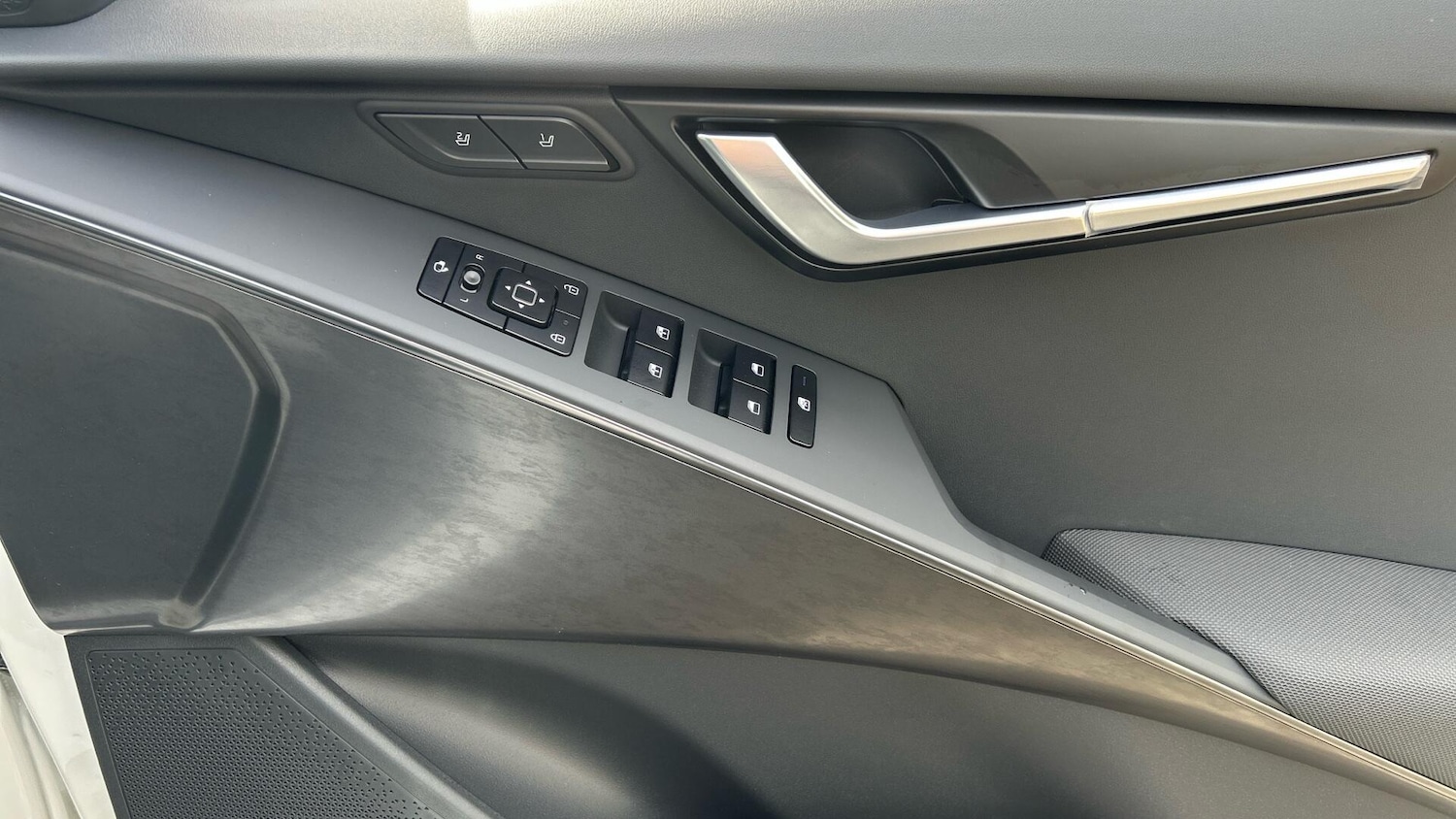 Used Kia Niro 2025 for sale - 76801974: Photo 24