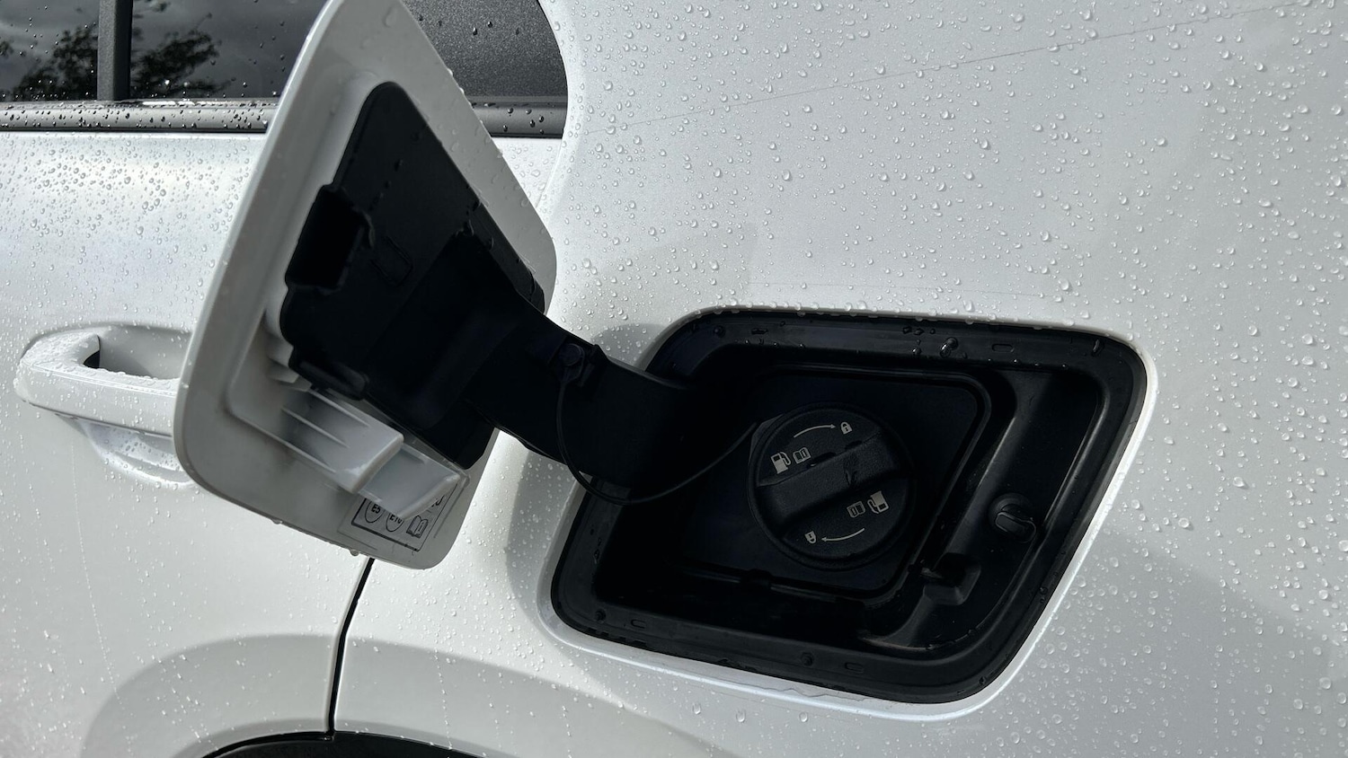 Used Kia Niro 2025 for sale - 76801974: Photo 9