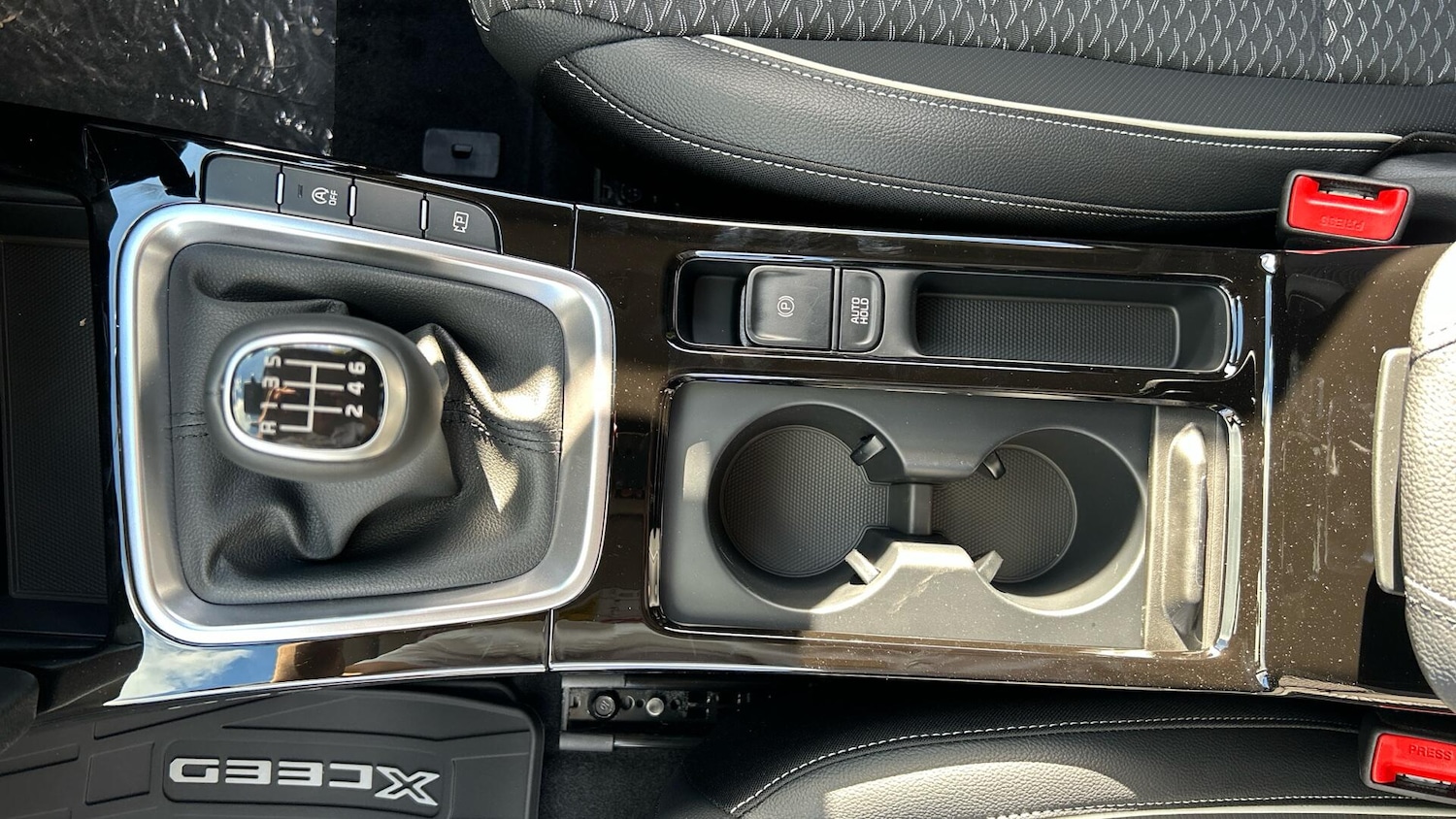 Used Kia XCeed 2025 for sale - 76337403: Photo 19