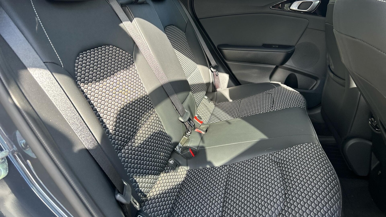 Used Kia XCeed 2025 for sale - 76337403: Photo 23