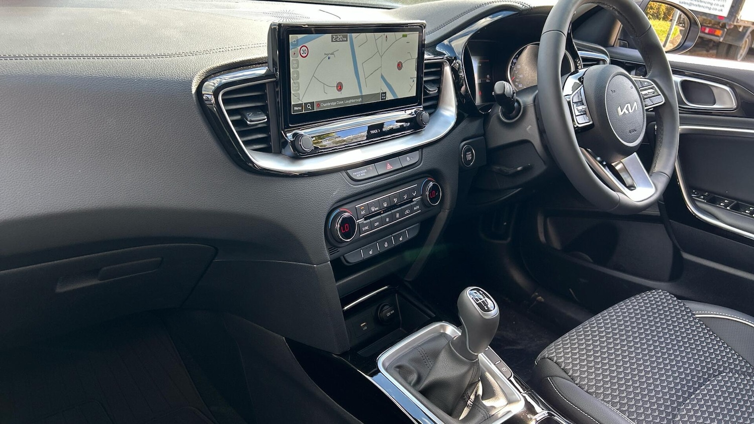 Used Kia XCeed 2025 for sale - 76337403: Photo 4