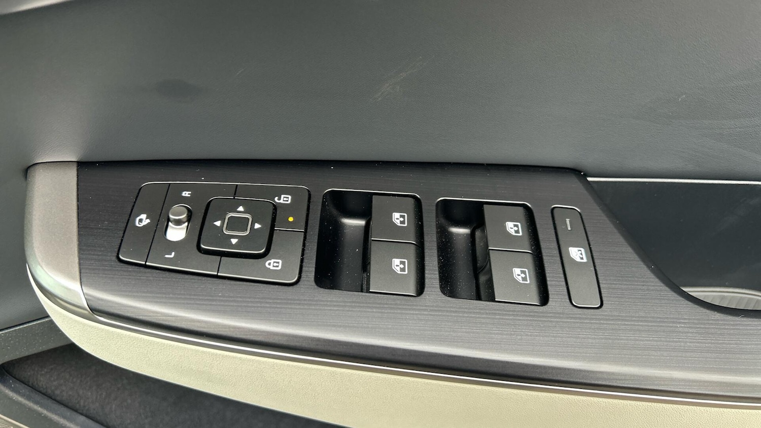 Used Kia EV6 2025 for sale - 76527880: Photo 30