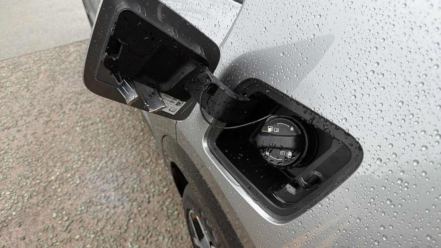 Used Kia Niro 2025 for sale - 77537195: Photo 9