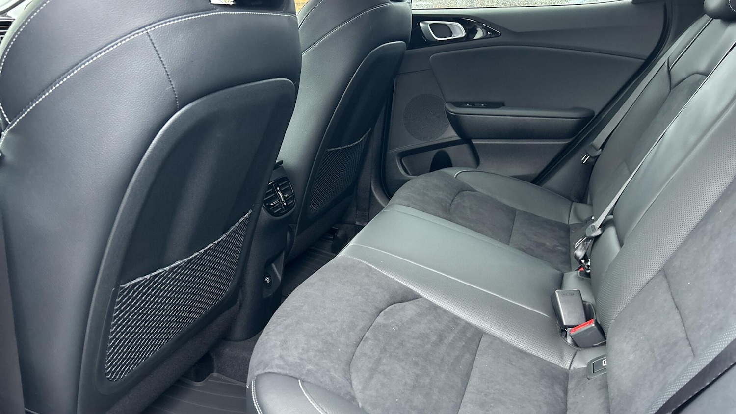 Used Kia XCeed 2025 for sale - 77017076: Photo 12