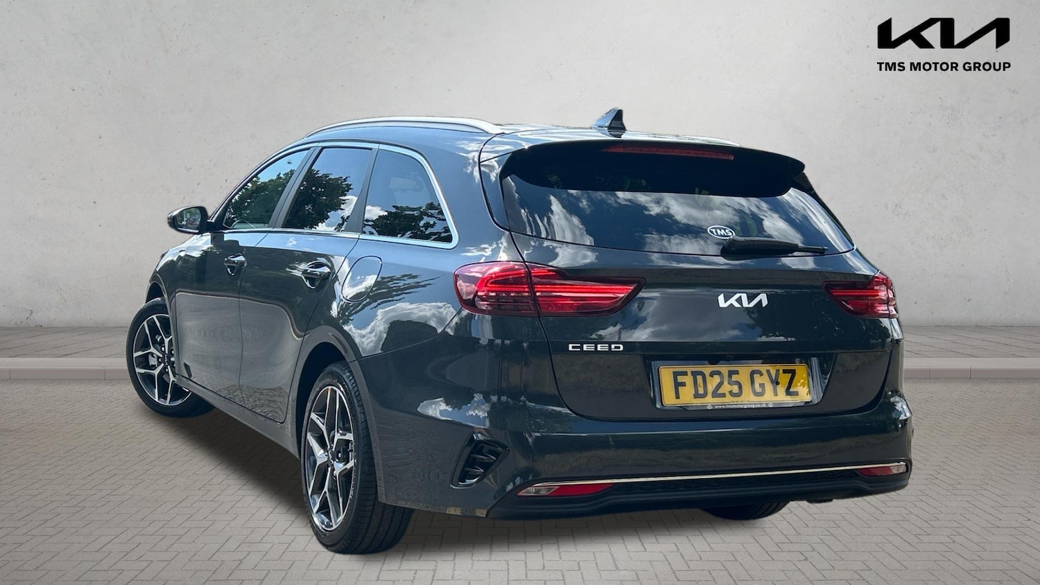 Used Kia Ceed 2025 for sale - 76337690: Photo 2