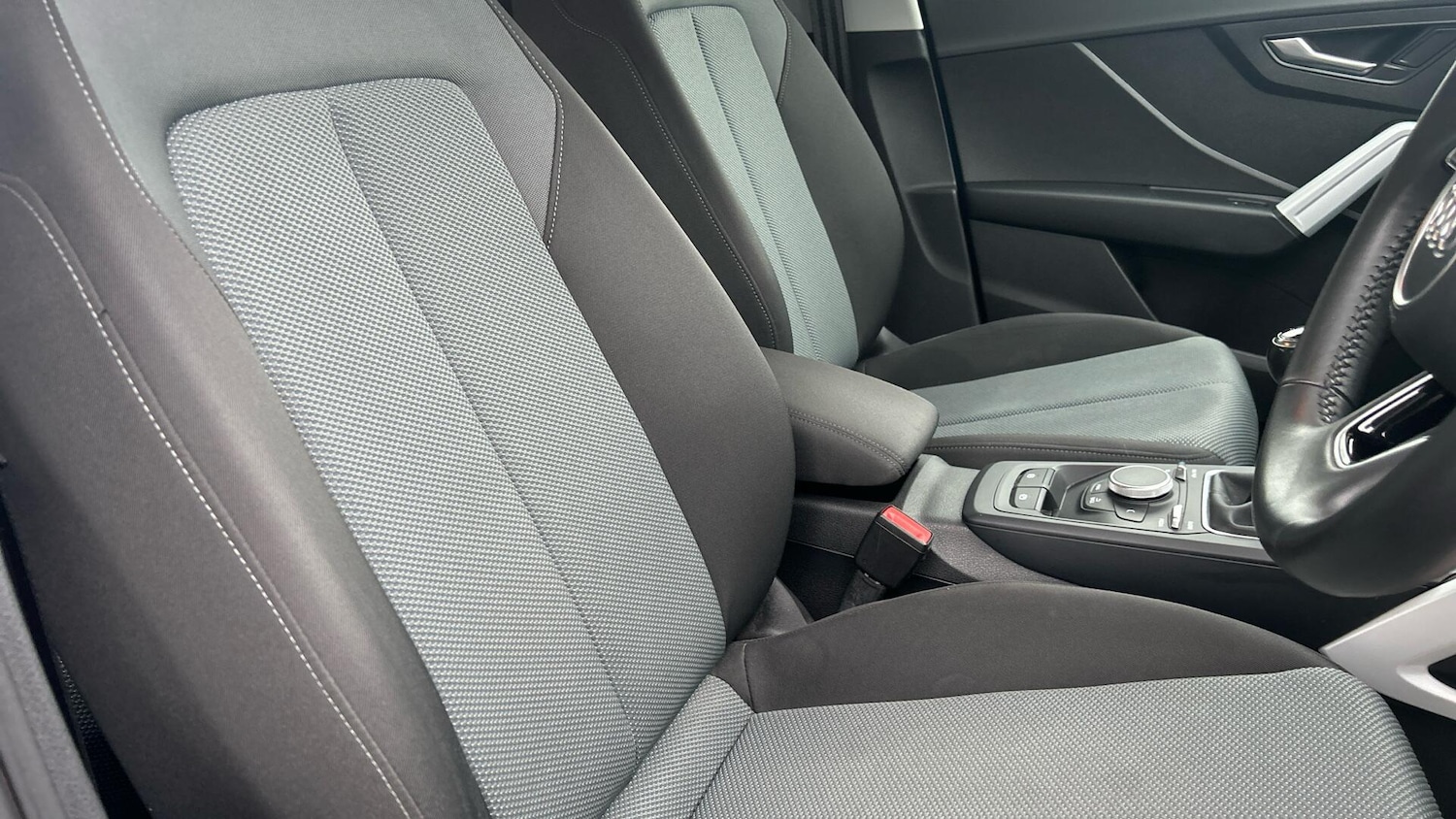 Used Audi Q2 2020 for sale - 76989647: Photo 27