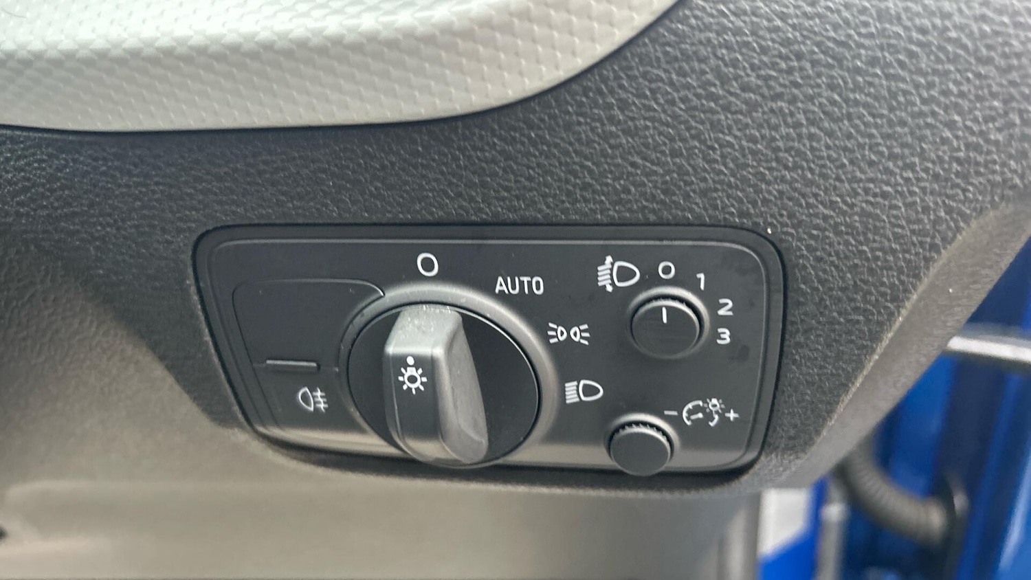 Used Audi Q2 2020 for sale - 76989647: Photo 29