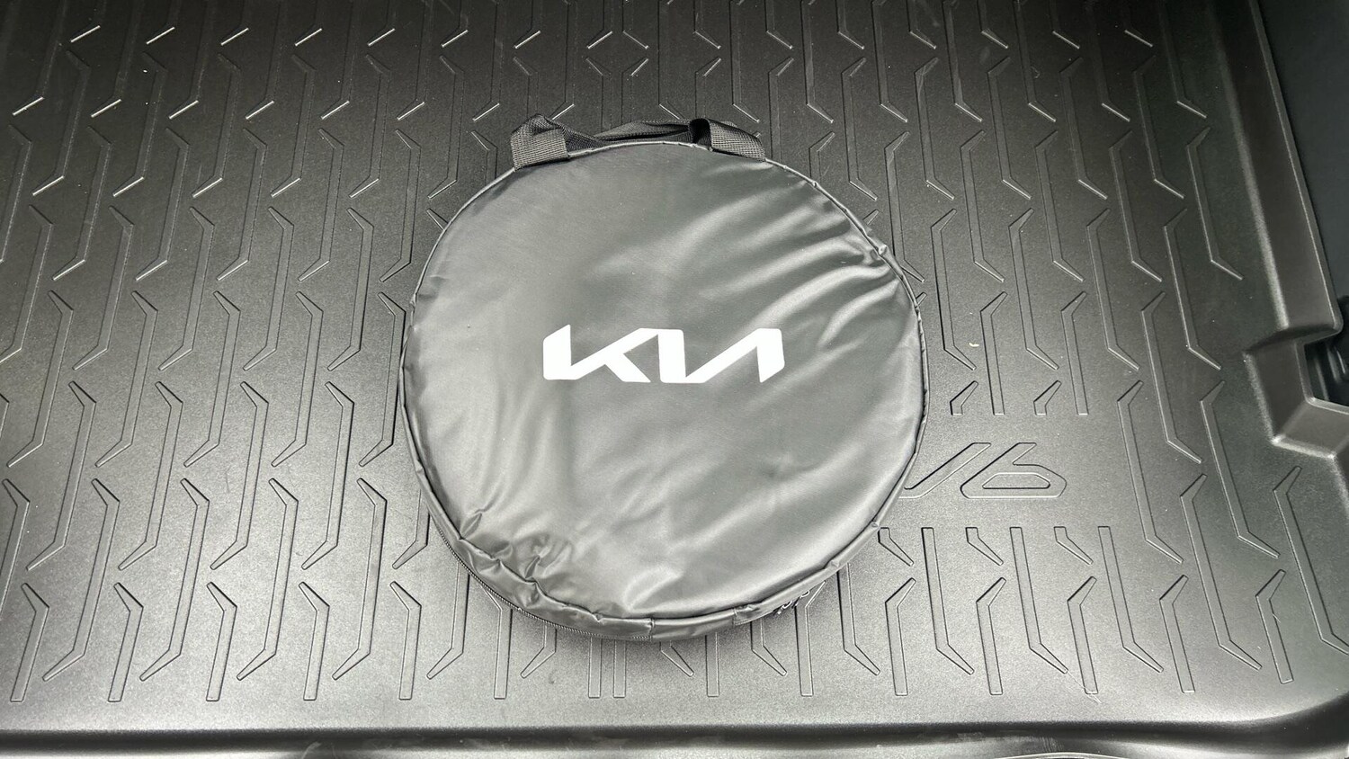 Used Kia EV6 for sale - 77671472: Photo 11