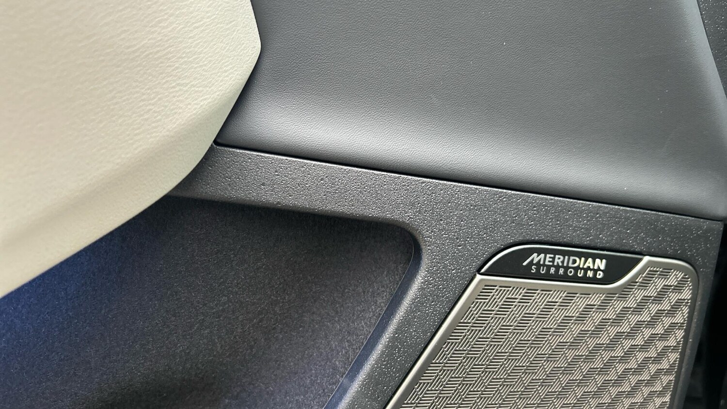 Used Kia EV6 for sale - 77671472: Photo 16