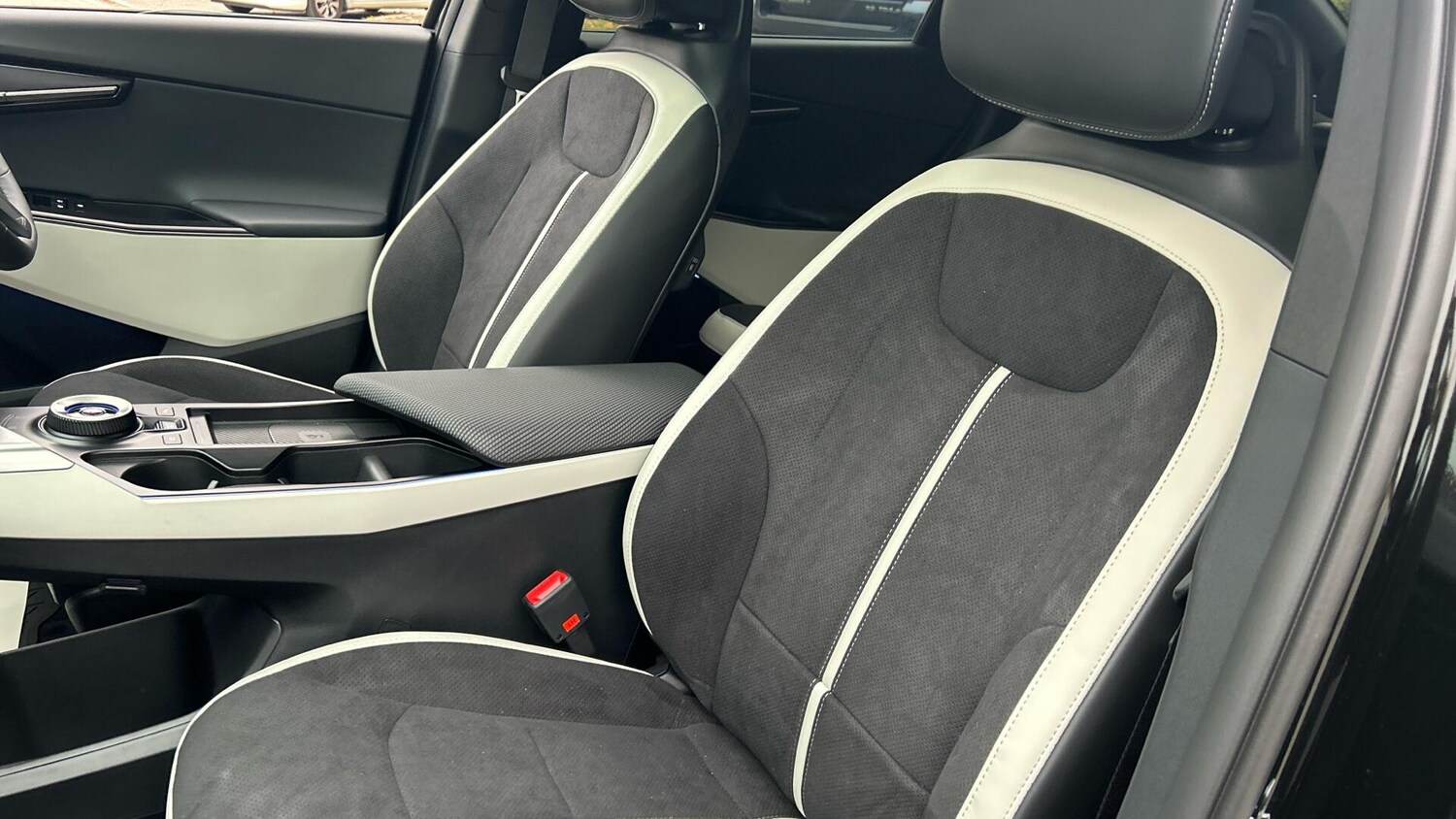 Used Kia EV6 for sale - 77671472: Photo 17