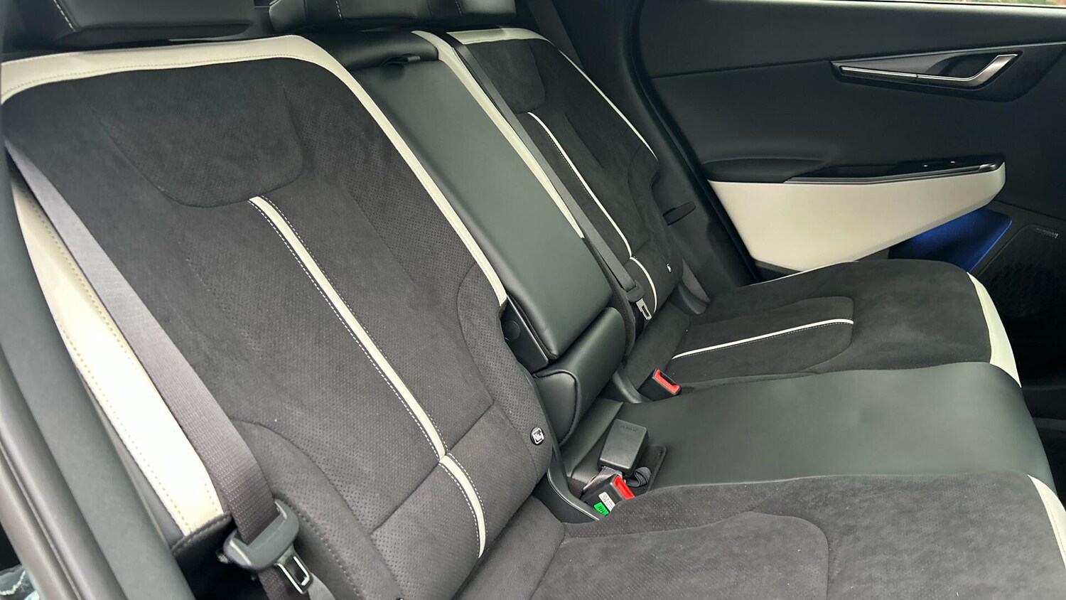 Used Kia EV6 for sale - 77671472: Photo 27