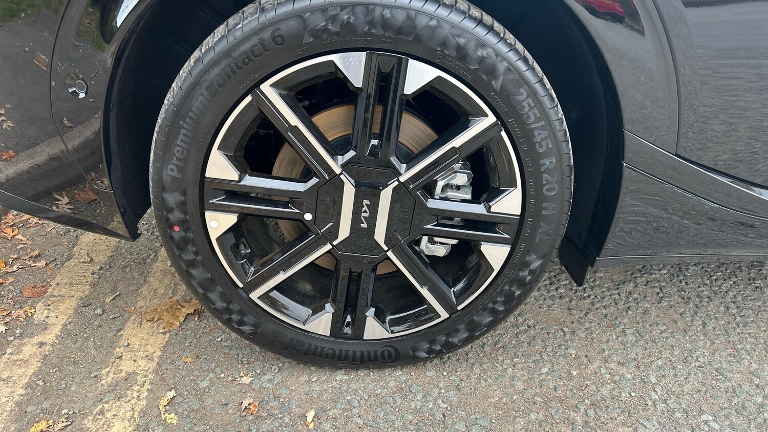 Used Kia EV6 for sale - 77671472: Photo 44