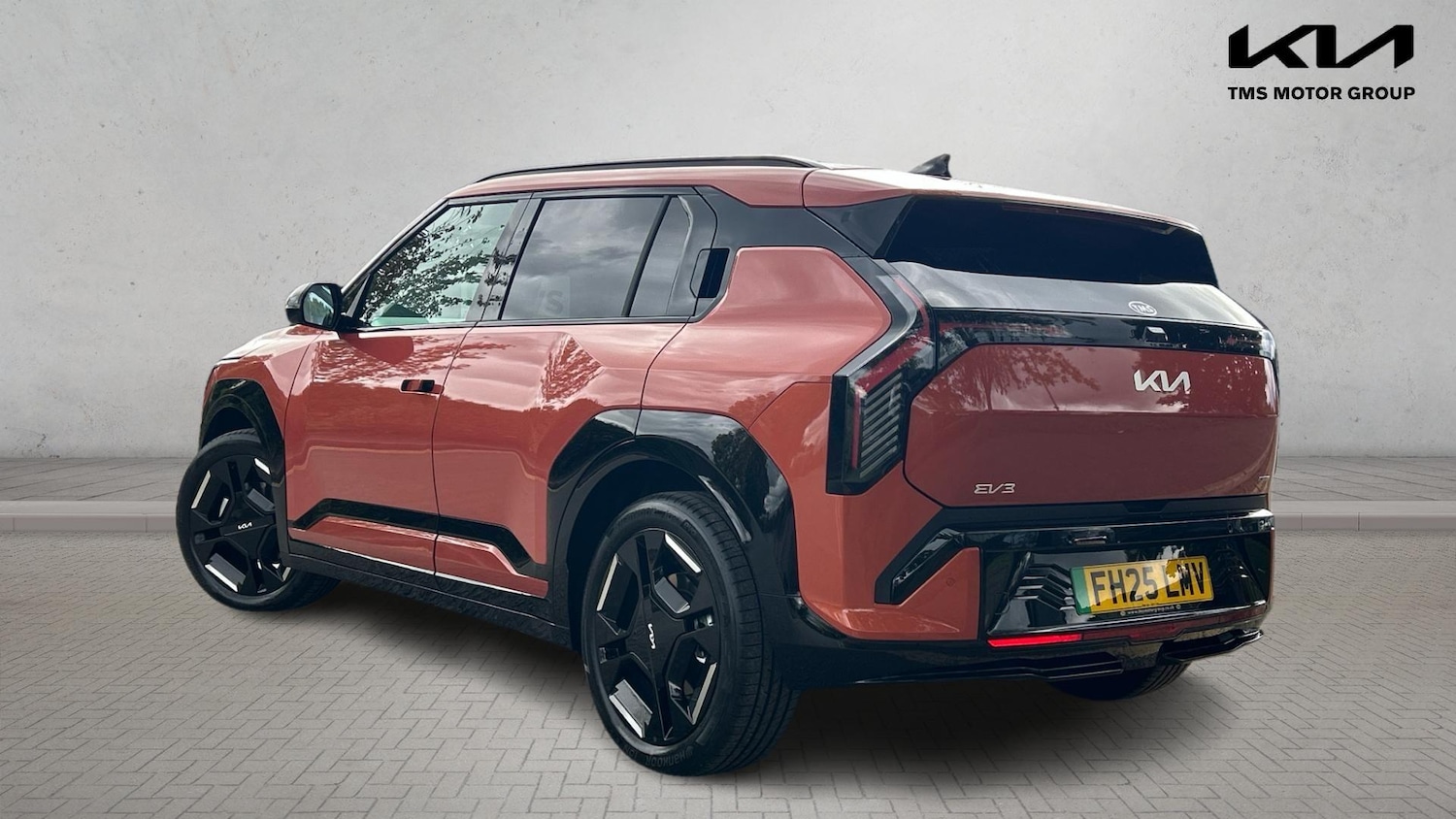 Used Kia EV3 2025 for sale - 76336798: Photo 2