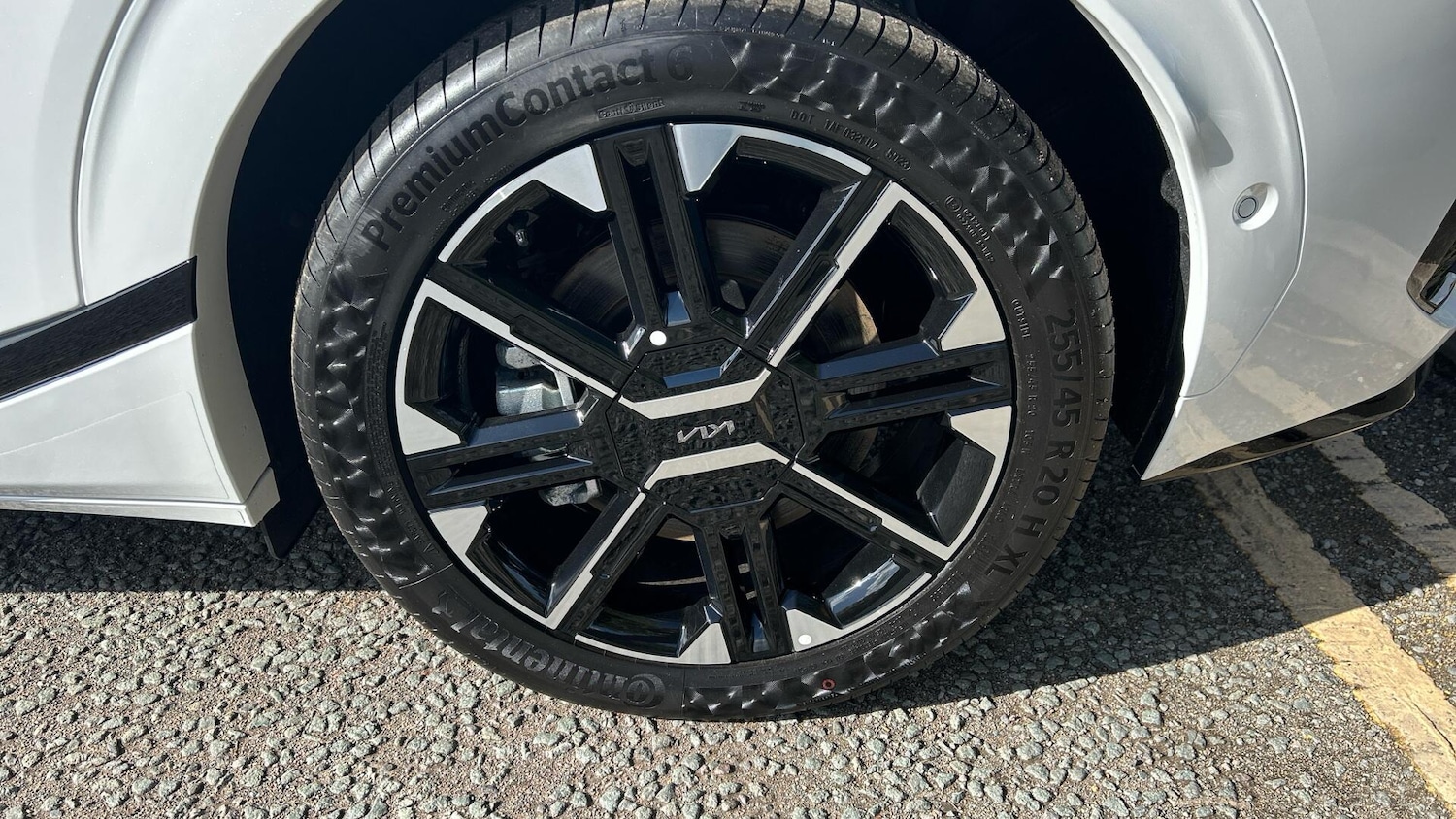 Used Kia EV6 2025 for sale - 76336142: Photo 44