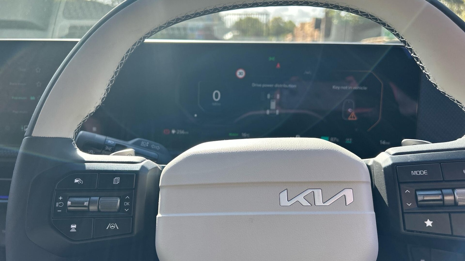 Used Kia EV6 2025 for sale - 76336142: Photo 8