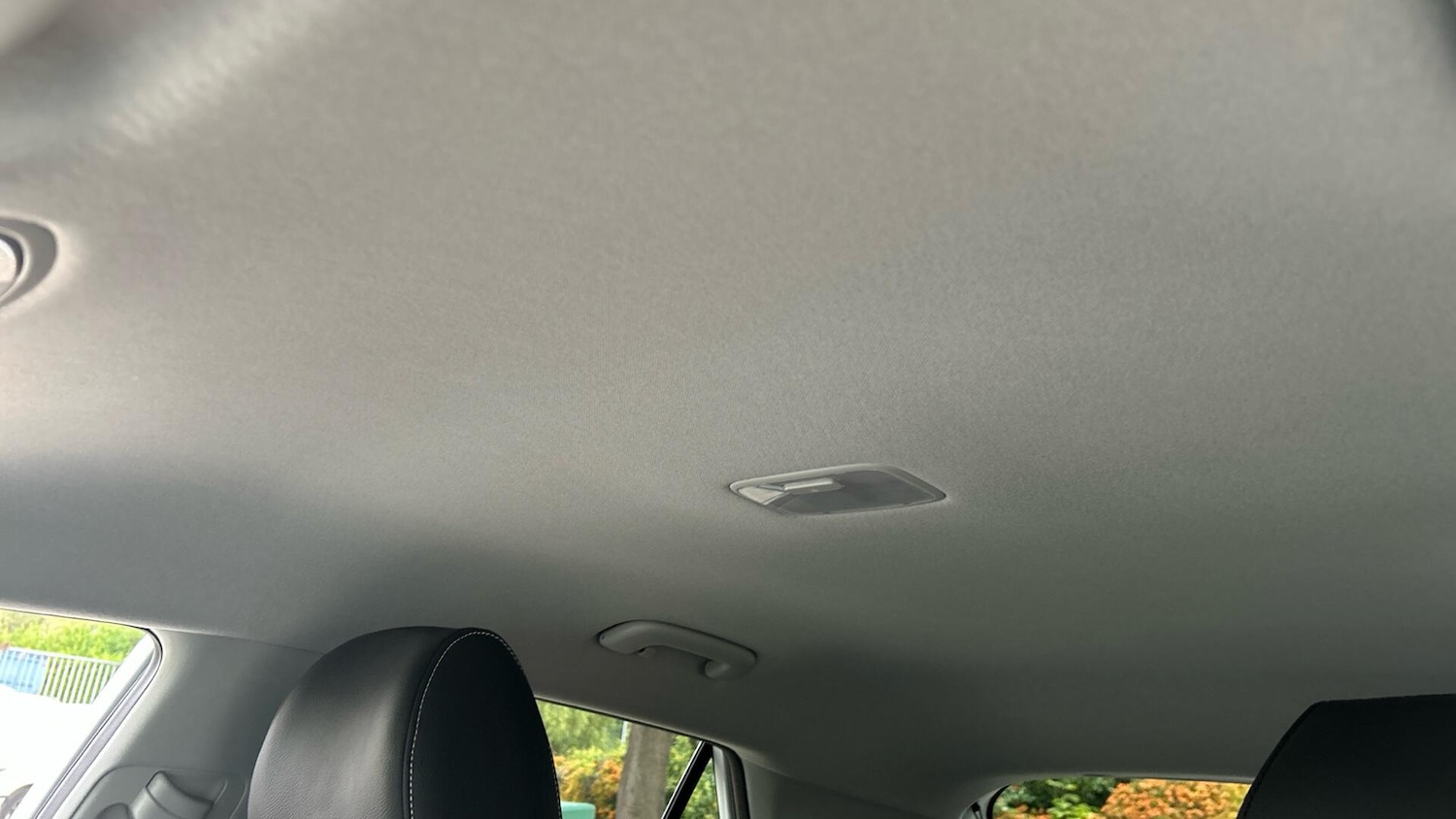 Used Kia Stonic 2024 for sale - 76337580: Photo 15