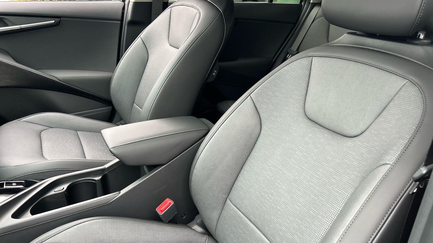 Used Kia Niro 2025 for sale - 77278820: Photo 16